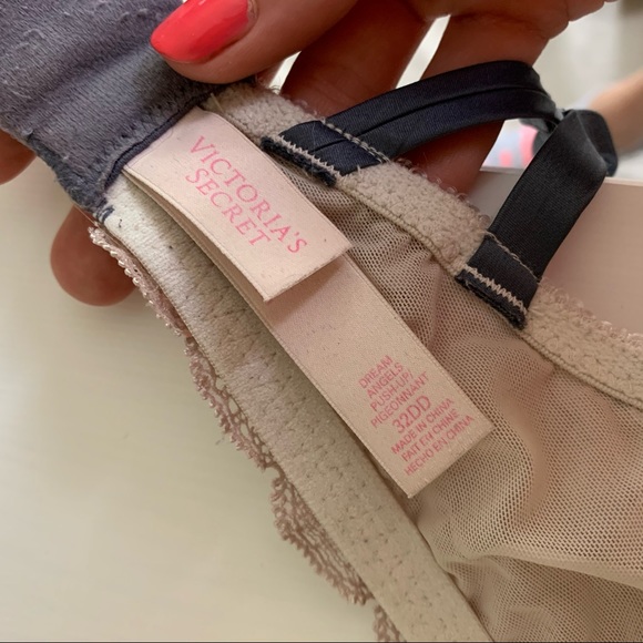 Victoria’s Secret Dream Angels push-up bra - Picture 3 of 4